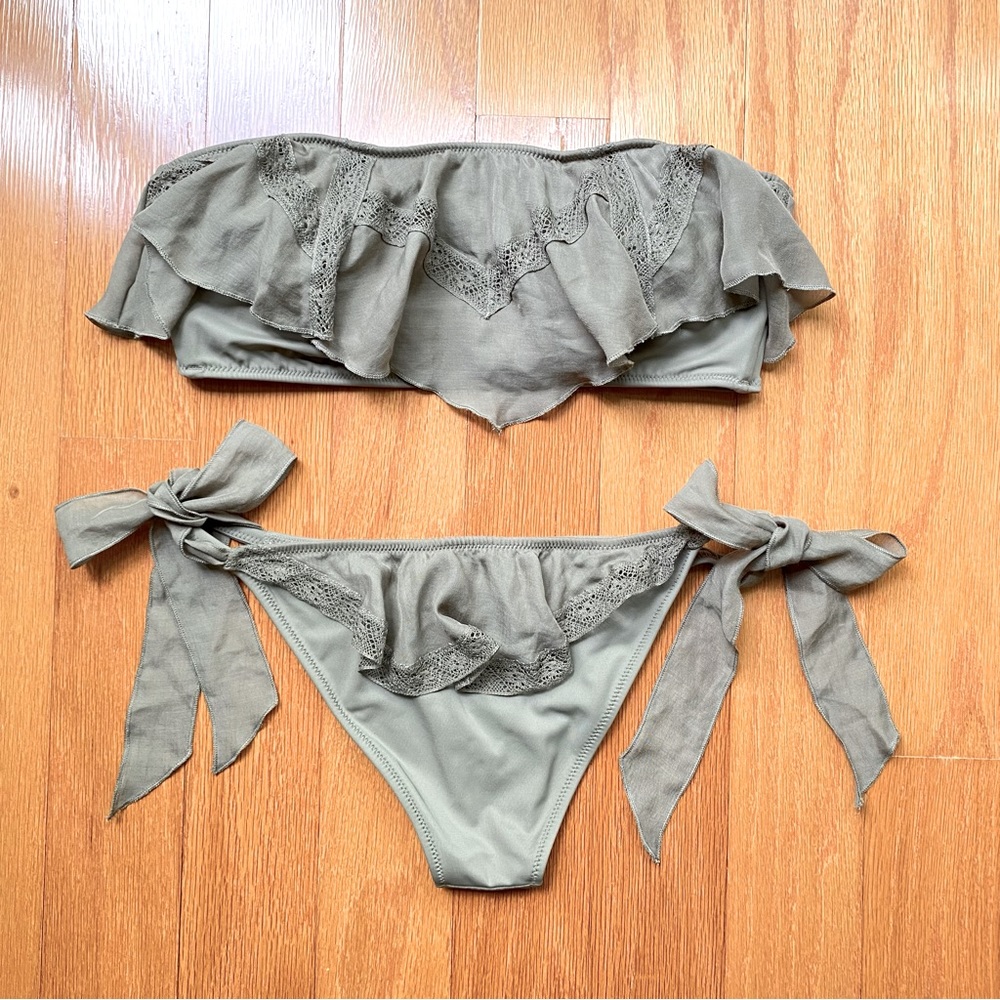The VS cheeky swim suit /La culotte coquine